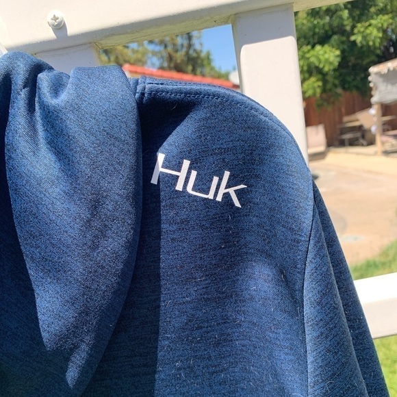 Huk performance fishing fleece hull hoodie - Picture 4 of 6